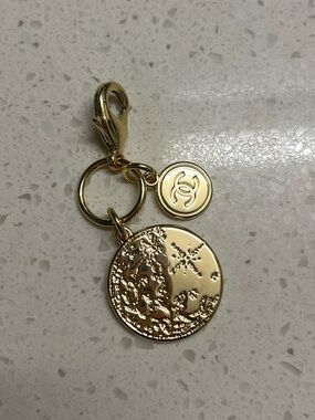CHANEL Gold Medallion Charm Key Clip